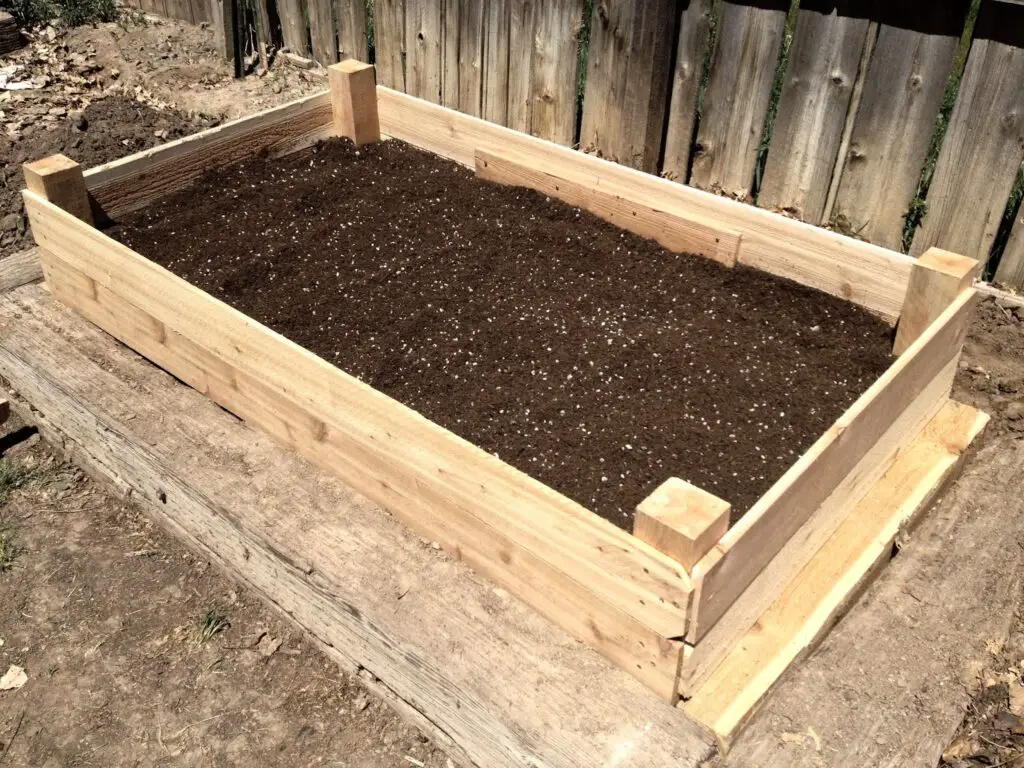 fill garden bed with soil